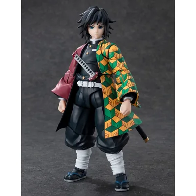 Figura Giyu Tomioka Demon Slayer 15cm